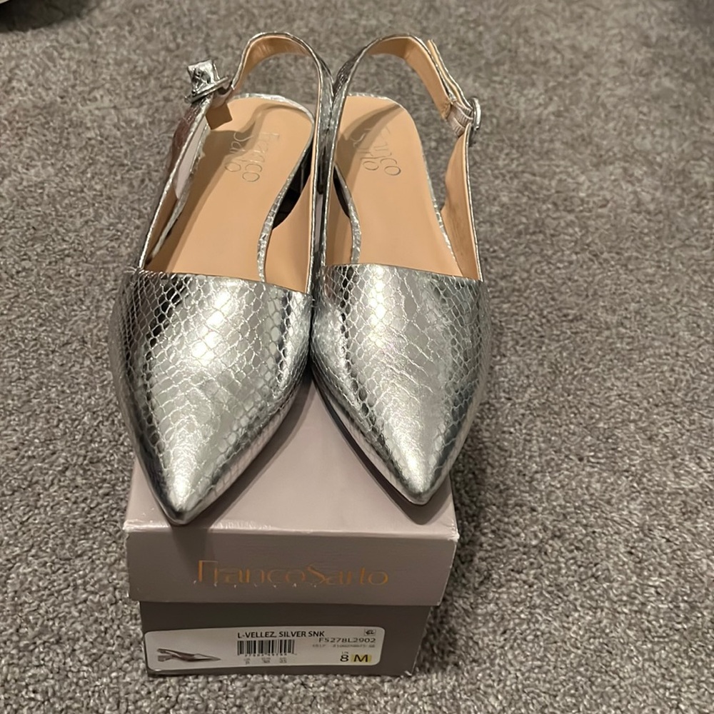Franco Sarto Sz 8 silver Snake sling backs